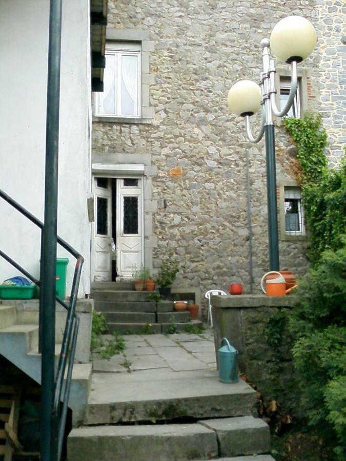 Le Point Du Jour Bed & Breakfast Revin  Exterior photo